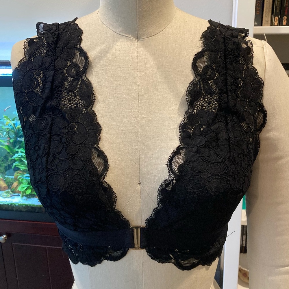 We are HAH Got ur back bra size M